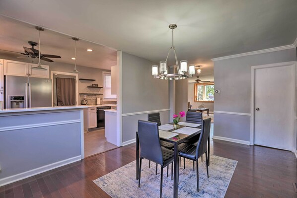 House (2 Bedrooms) | Interior