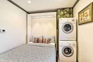 Rumah (2 Bedrooms) | Interior