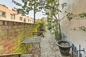 House (2 Bedrooms) | Interior - Historic Home w/ Garden: Walk to Center City! (Philadelphia)