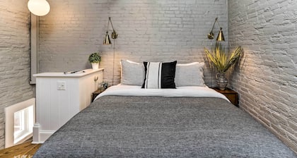 Historic Home w/ Garden: Walk to Center City!