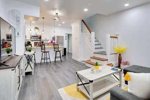 ~ 4 Mi to Downtown Philadelphia: Cozy Retreat