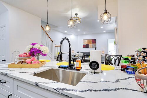 ~ 4 Mi to Downtown Philadelphia: Cozy Retreat