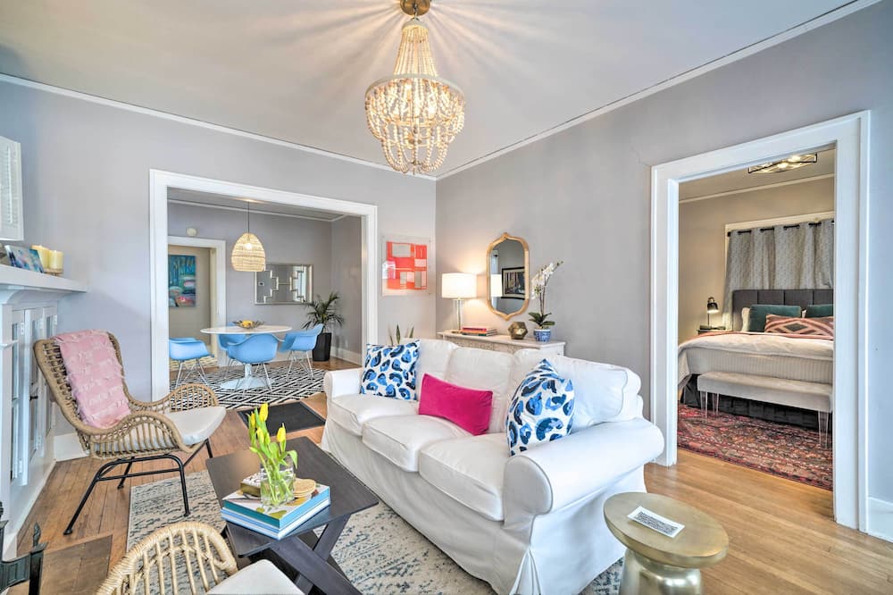 Pet-friendly OKC Home, 3 Miles to Downtown! - Oklahoma County, OK