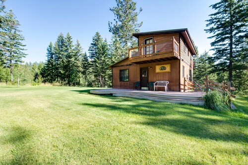 Conconully Cabin on 42 Private Acres Near Hiking!