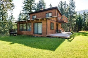 House (2 Bedrooms) | Interior - Conconully Cabin on 42 Private Acres Near Hiking! (Conconully)