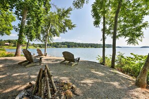 Property grounds - Lakefront Rutledge Home w/ Fire Pit & Private Dock (Rutledge)