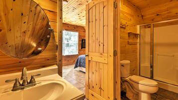 House (4 Bedrooms) | Bathroom
