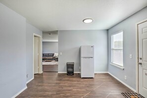 Interior - Spacious + Sunny Austin Home ~ 12 Mi to Dtwn! (Austin)