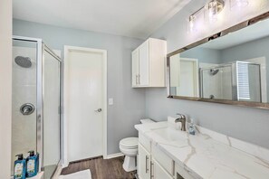 House (4 Bedrooms) | Bathroom