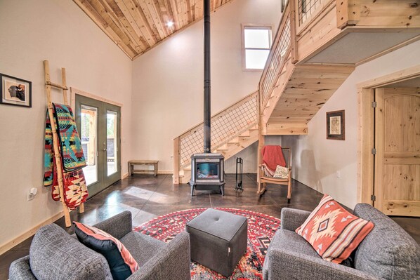 House (3 Bedrooms) | Interior - Family Home w/ Fire Pit & Grill ~ 1 Mi to Slopes! (Angel Fire)