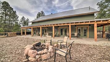 House (3 Bedrooms) | Front of property