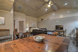 Nhà (2 Bedrooms) | Nội thất