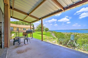 Interior - Del Rio Home w/ Lake Access & Boat Storage! (Del Rio)