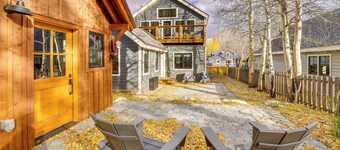Inviting & Renovated Home in Crested Butte!
