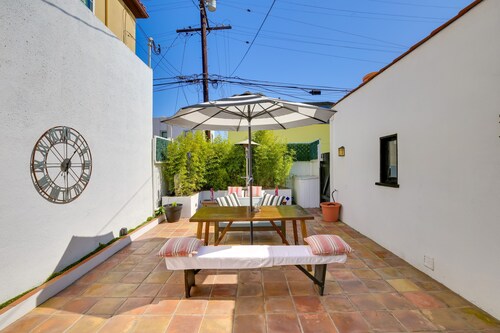 Long Beach Vacation Rental: Walk to Beach & Shops
