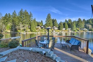 House (2 Bedrooms) | Interior - 'the Peacock House' - Waterfront Home w/ Hot Tub! (Olympia)