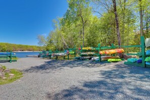 House (3 Bedrooms) | Interior - Fire Pit, Gas Grill: Pet-friendly Blakeslee Home! (Blakeslee)