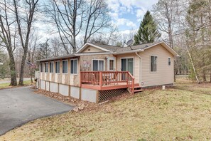 House (3 Bedrooms) | Interior - Fire Pit, Gas Grill: Pet-friendly Blakeslee Home! (Blakeslee)