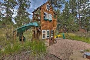 Children's area - Stunning Evergreen Chalet w/ Private Hot Tub! (Evergreen)
