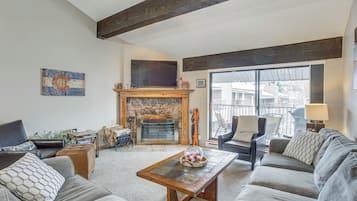 Apartment (2 Bedrooms) | Front of property