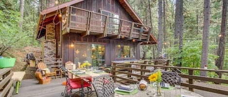 House (4 Bedrooms) | Front of property