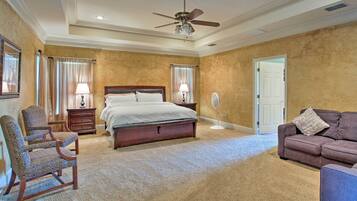 House (5 Bedrooms) | Interior