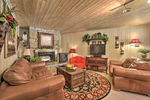 Apartment (2 Bedrooms) | Front of property