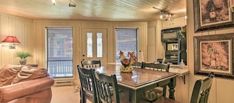 Walk to Ski & Trails: All-season Angel Fire Escape