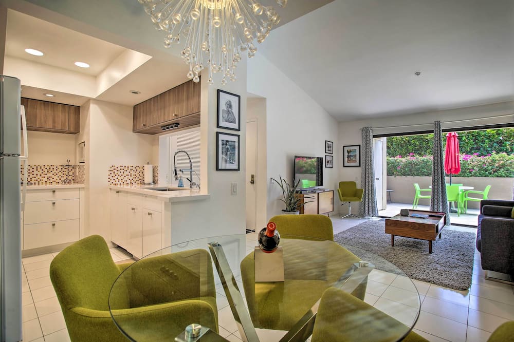 Palm Springs Retreat w/ Pool Access, Near Downtown - East Tahquitz Canyon Way, CA