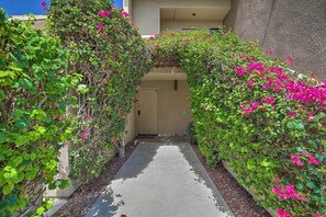 Apartment (2 Bedrooms) | Interior - Palm Springs Retreat w/ Pool Access, Near Downtown (Palm Springs)