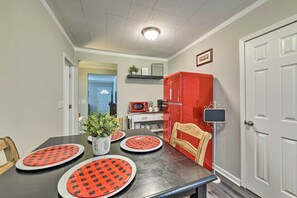 Cottage (2 Bedrooms) | Interior