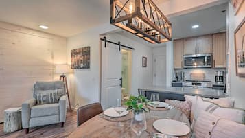 Apartment (1 Bedroom) | Bahagian dalam