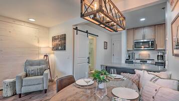 Apartment (1 Bedroom) | Interior