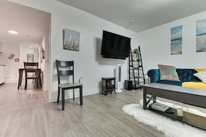 Apartment (2 Bedrooms) | Interior - Walk to Downtown Albany: Ten Broeck Triangle Apt! (Albany)