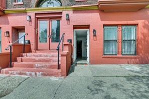 Apartment (2 Bedrooms) | Interior - Walk to Downtown Albany: Ten Broeck Triangle Apt! (Albany)