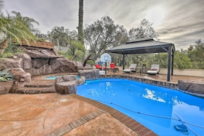 House (4 Bedrooms) | Interior - Poolside Relaxation: Whitter Oasis 14 Mi to Disney (Whittier)