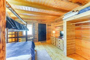 Apartment (2 Bedrooms) | Interior - Cozy Mountain Condo Across From Snow King Ski Mtn! (Jackson)