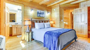 Unclassified image, 3 of 31, button - Cozy Mountain Condo Across From Snow King Ski Mtn! (Jackson)