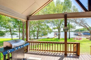 House (4 Bedrooms) | Interior - Views & Private Dock: Lakefront Eustace House! (Eustace)