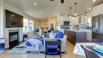 House (3 Bedrooms) | Interior