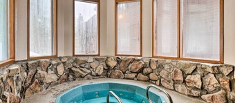 Hot Tub Access: Bright Breckenridge Condo