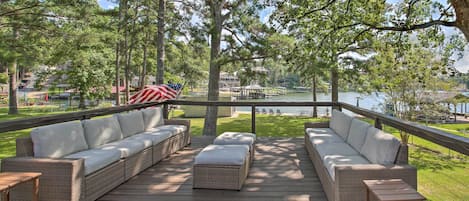 House (4 Bedrooms) | Front of property