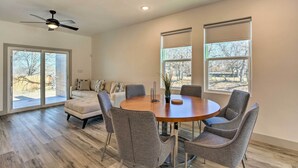 Dining - Denison Vacation Home Near Downtown! (Denison)