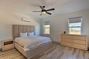 3 bedrooms, bed sheets