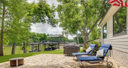 Spacious Lake Placid Retreat w/ Gorgeous Views!
