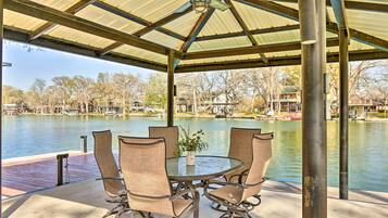 House (4 Bedrooms) | Outdoor dining