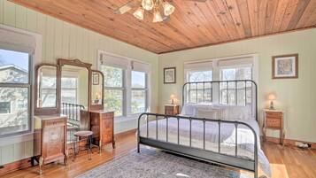 Rumah (4 Bedrooms) | Interior