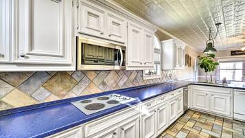 Rumah (4 Bedrooms) | Interior