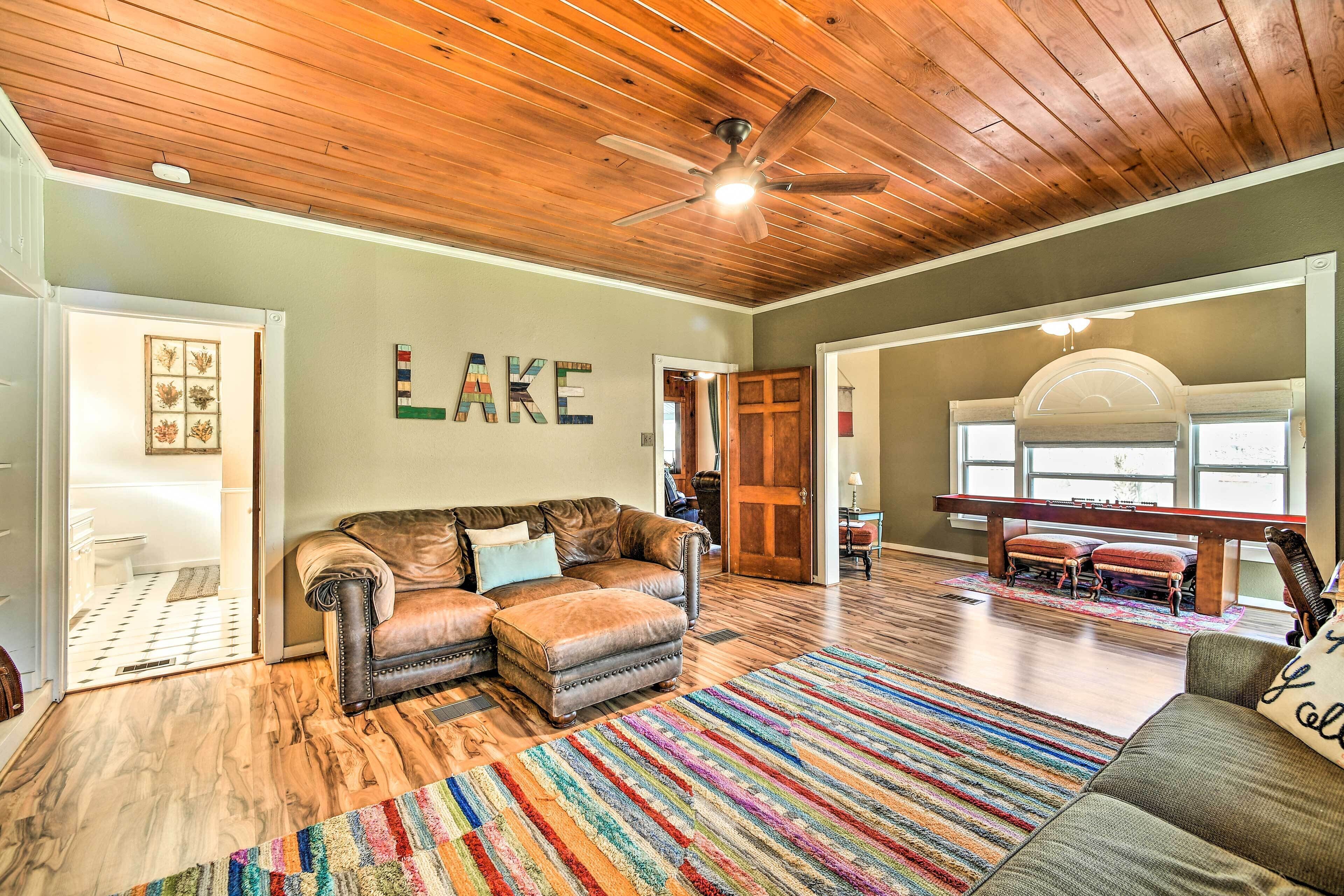 House (4 Bedrooms) | Interior