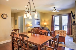 Interior - Ski-in/ski-out Access: Mtn-view Granby Condo! (Granby)